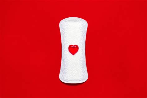 clotsity|Menstrual Blood Clots: Why They Happen And When To Worry.